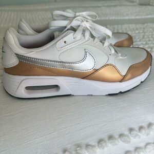 Women’s Nike Air Max SC sneakers